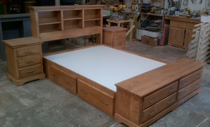 Solid Wood Maple Platform Bed with Bookcase Headboard, Storage Bench Foot Board, Platform Storage Drawers And Nite Stands
